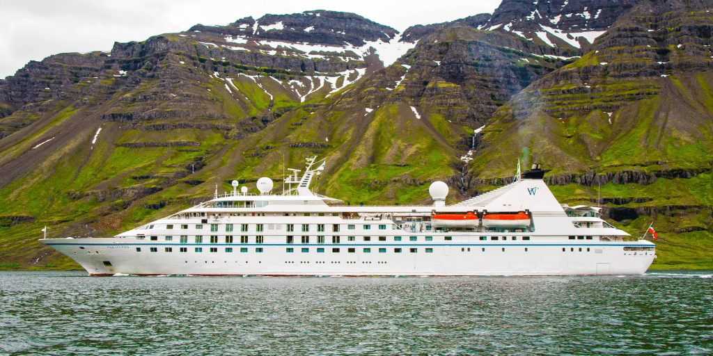 From Port to Adventure: A Behind-the-Scenes Look at Iceland’s Premier Cruise Services